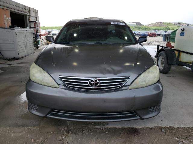 Photo 4 VIN: 4T1BE32K06U665942 - TOYOTA CAMRY LE 