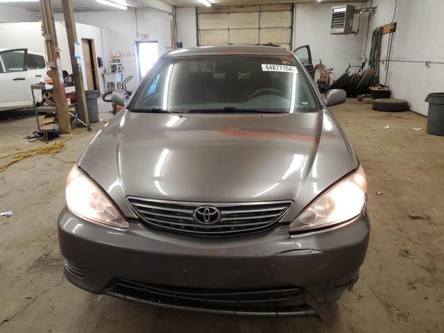 Photo 4 VIN: 4T1BE32K06U698178 - TOYOTA CAMRY LE 