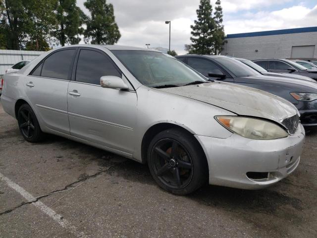 Photo 3 VIN: 4T1BE32K06U734791 - TOYOTA CAMRY 