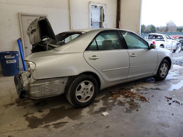 Photo 2 VIN: 4T1BE32K12U013695 - TOYOTA CAMRY 