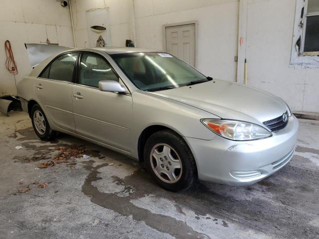 Photo 3 VIN: 4T1BE32K12U013695 - TOYOTA CAMRY 