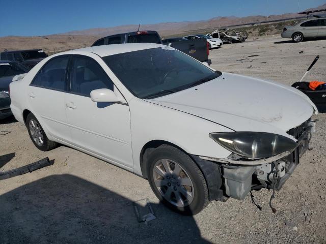 Photo 3 VIN: 4T1BE32K12U094326 - TOYOTA CAMRY 