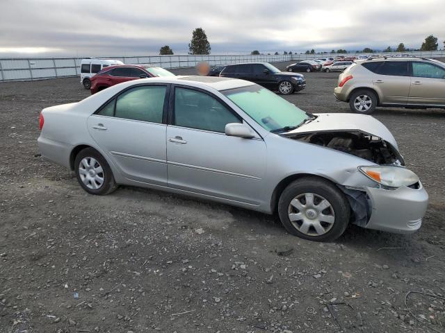 Photo 3 VIN: 4T1BE32K12U558733 - TOYOTA CAMRY LE 