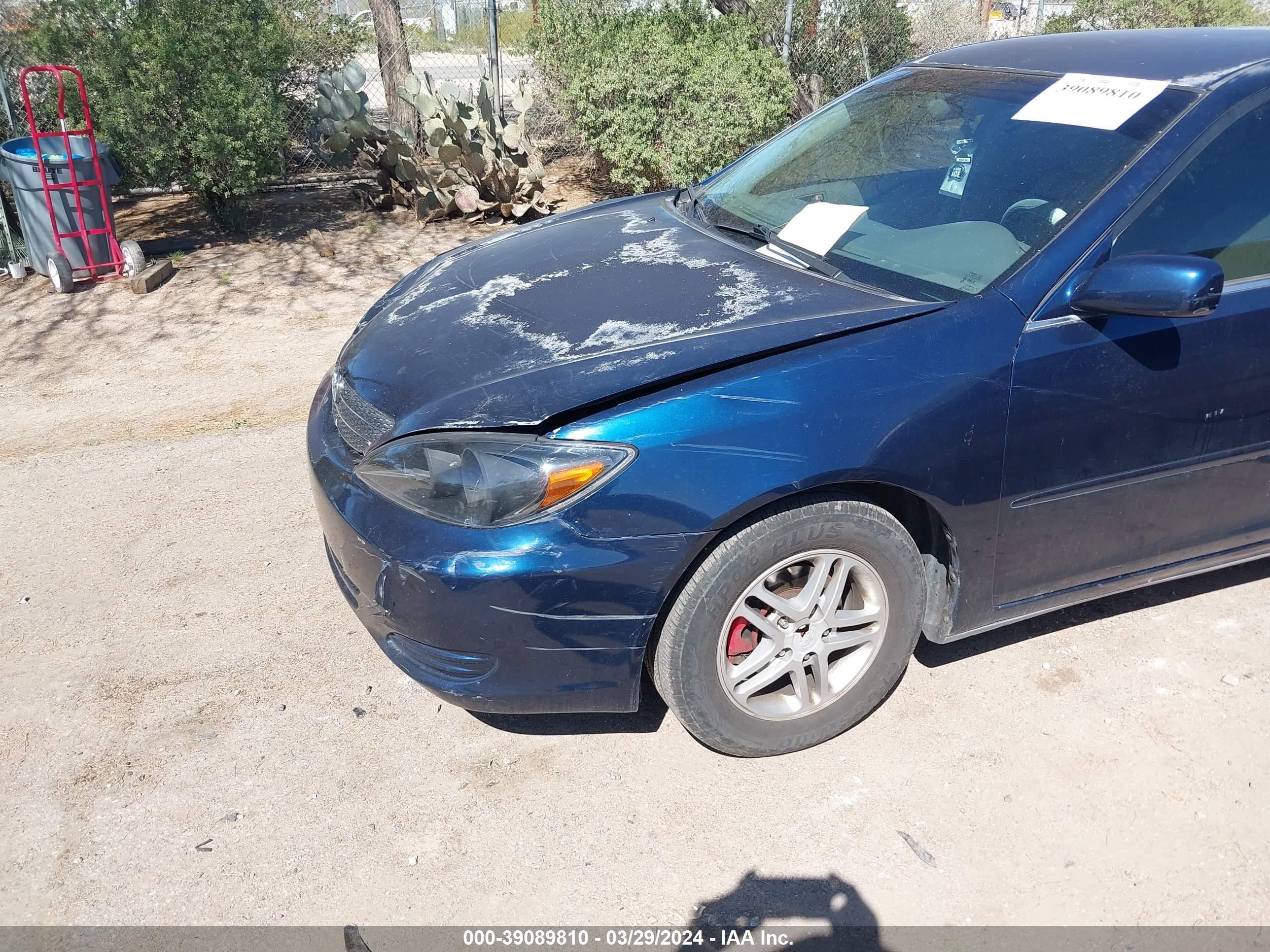 Photo 5 VIN: 4T1BE32K12U598293 - TOYOTA CAMRY 