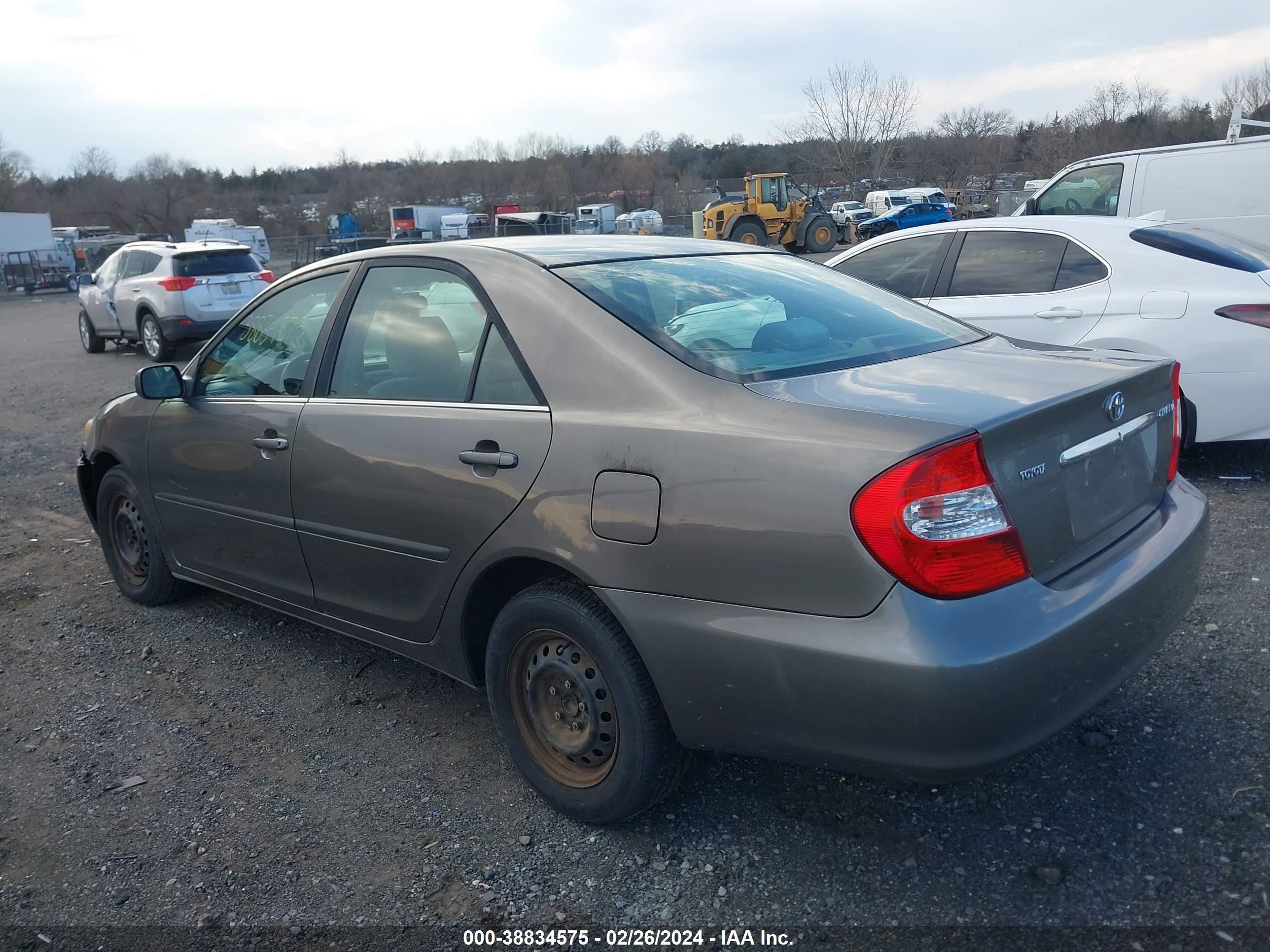 Photo 2 VIN: 4T1BE32K12U616291 - TOYOTA CAMRY 