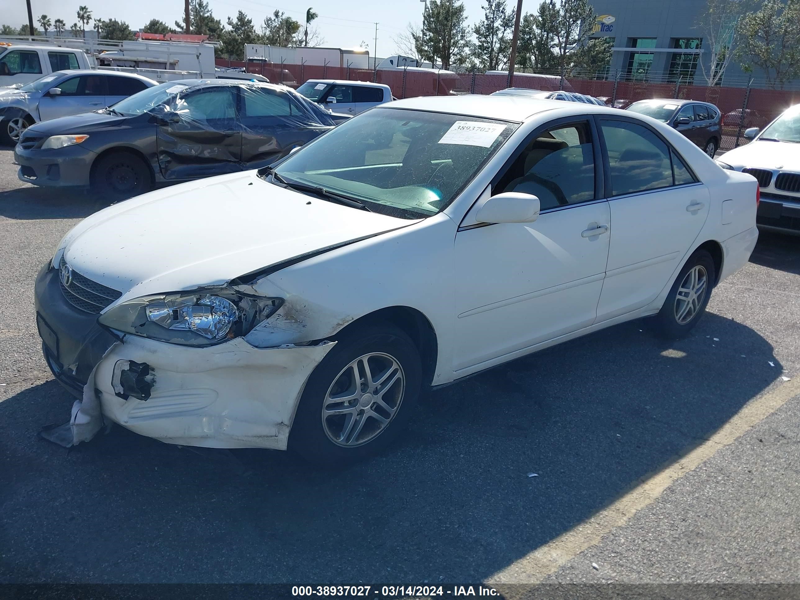 Photo 1 VIN: 4T1BE32K13U163968 - TOYOTA CAMRY 