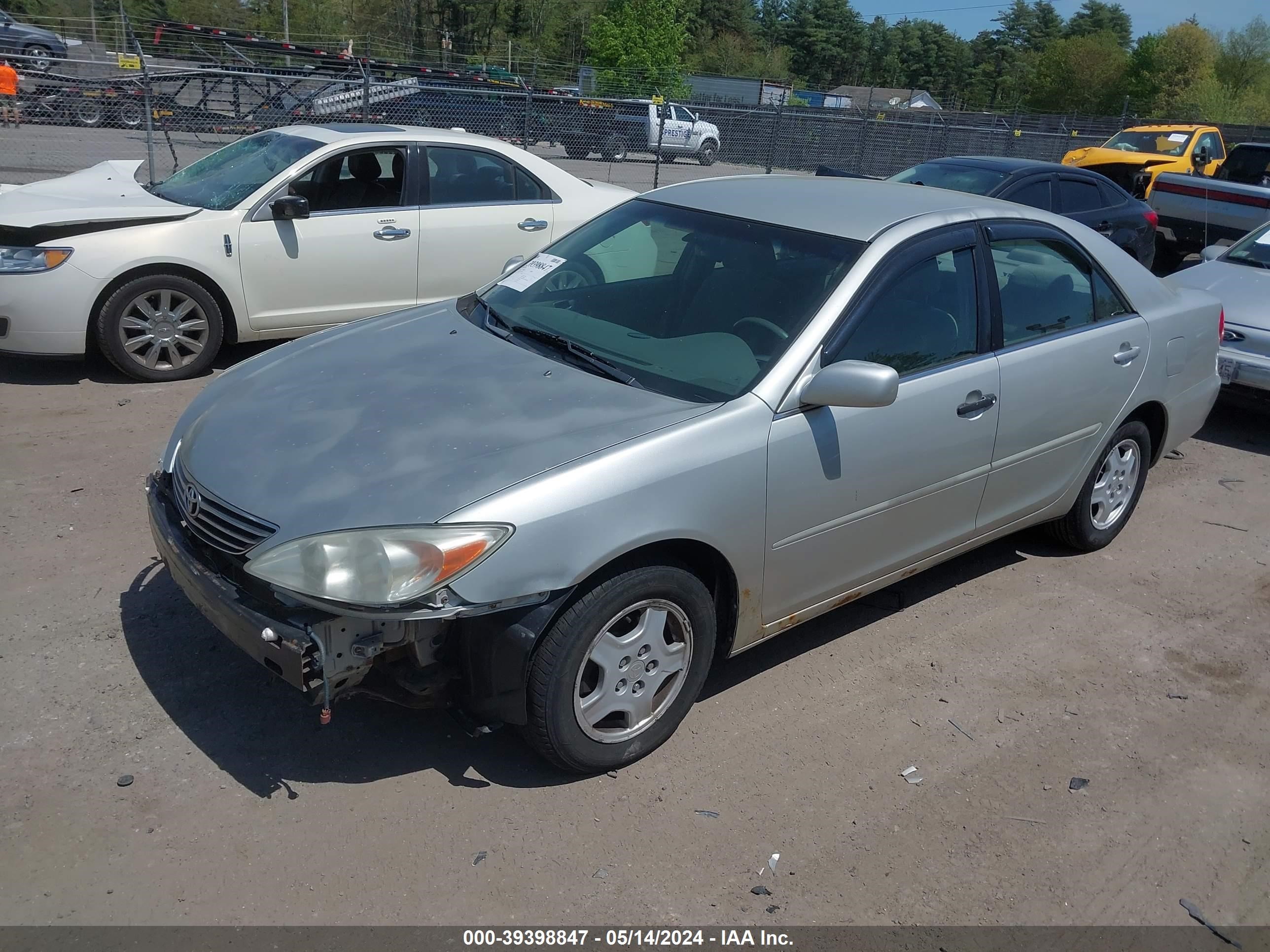 Photo 1 VIN: 4T1BE32K13U166417 - TOYOTA CAMRY 