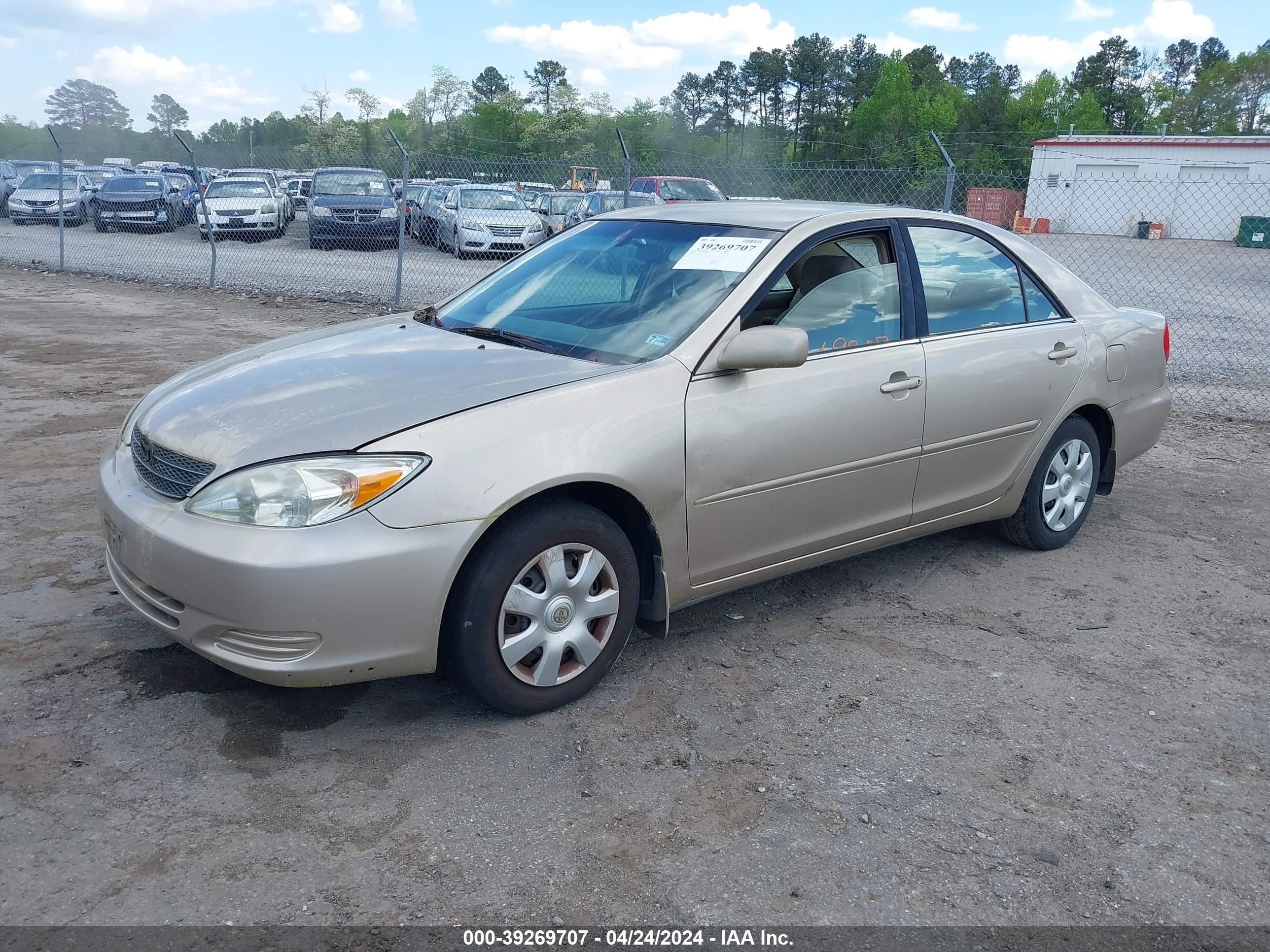 Photo 1 VIN: 4T1BE32K13U673477 - TOYOTA CAMRY 