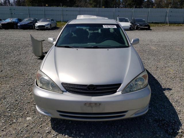 Photo 4 VIN: 4T1BE32K13U680011 - TOYOTA CAMRY 