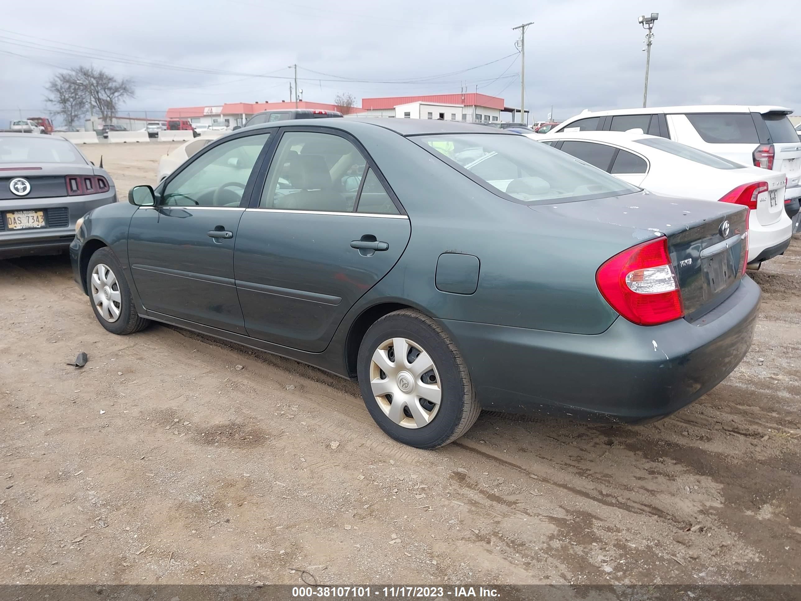 Photo 2 VIN: 4T1BE32K13U773482 - TOYOTA CAMRY 