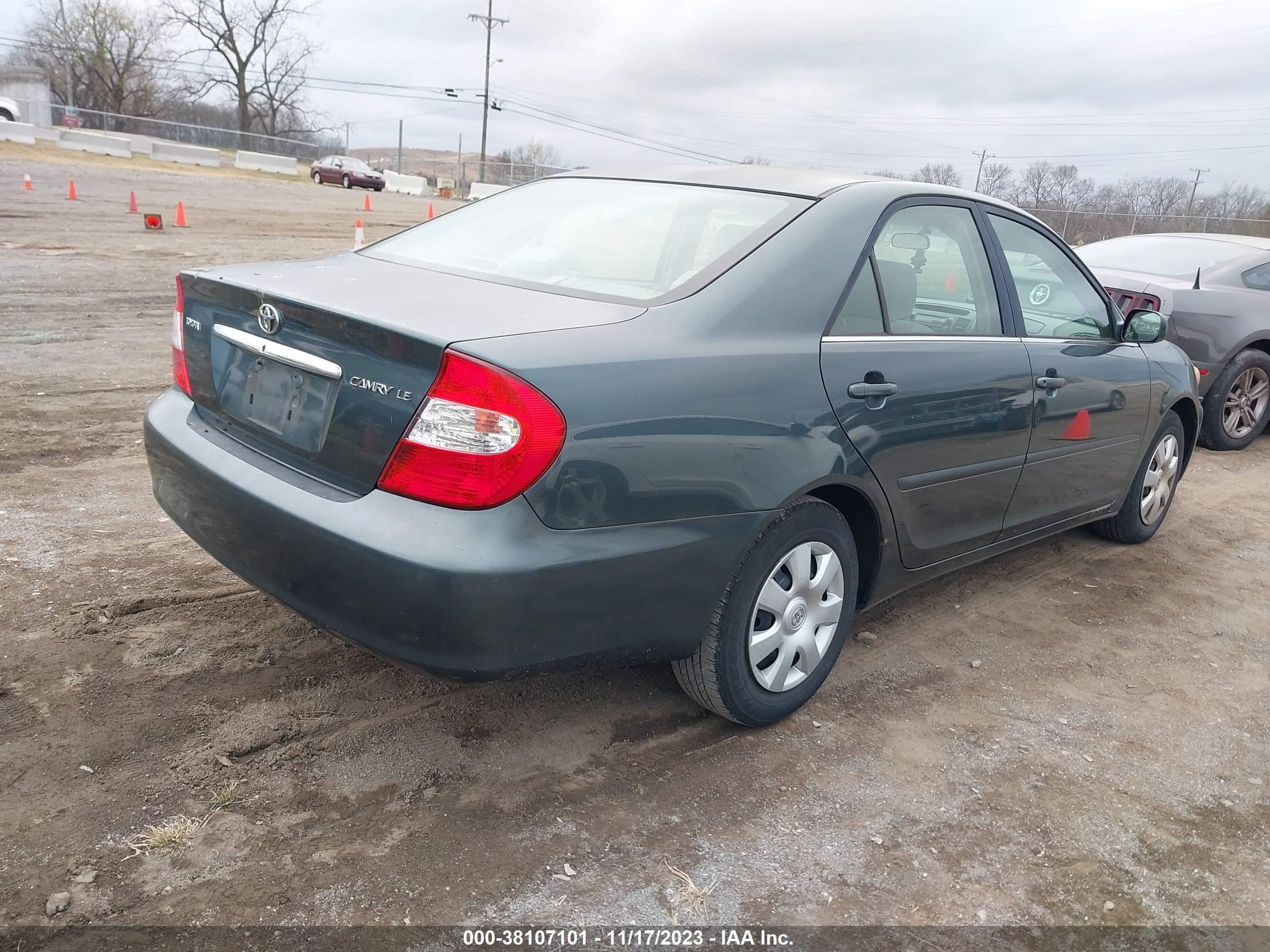 Photo 3 VIN: 4T1BE32K13U773482 - TOYOTA CAMRY 