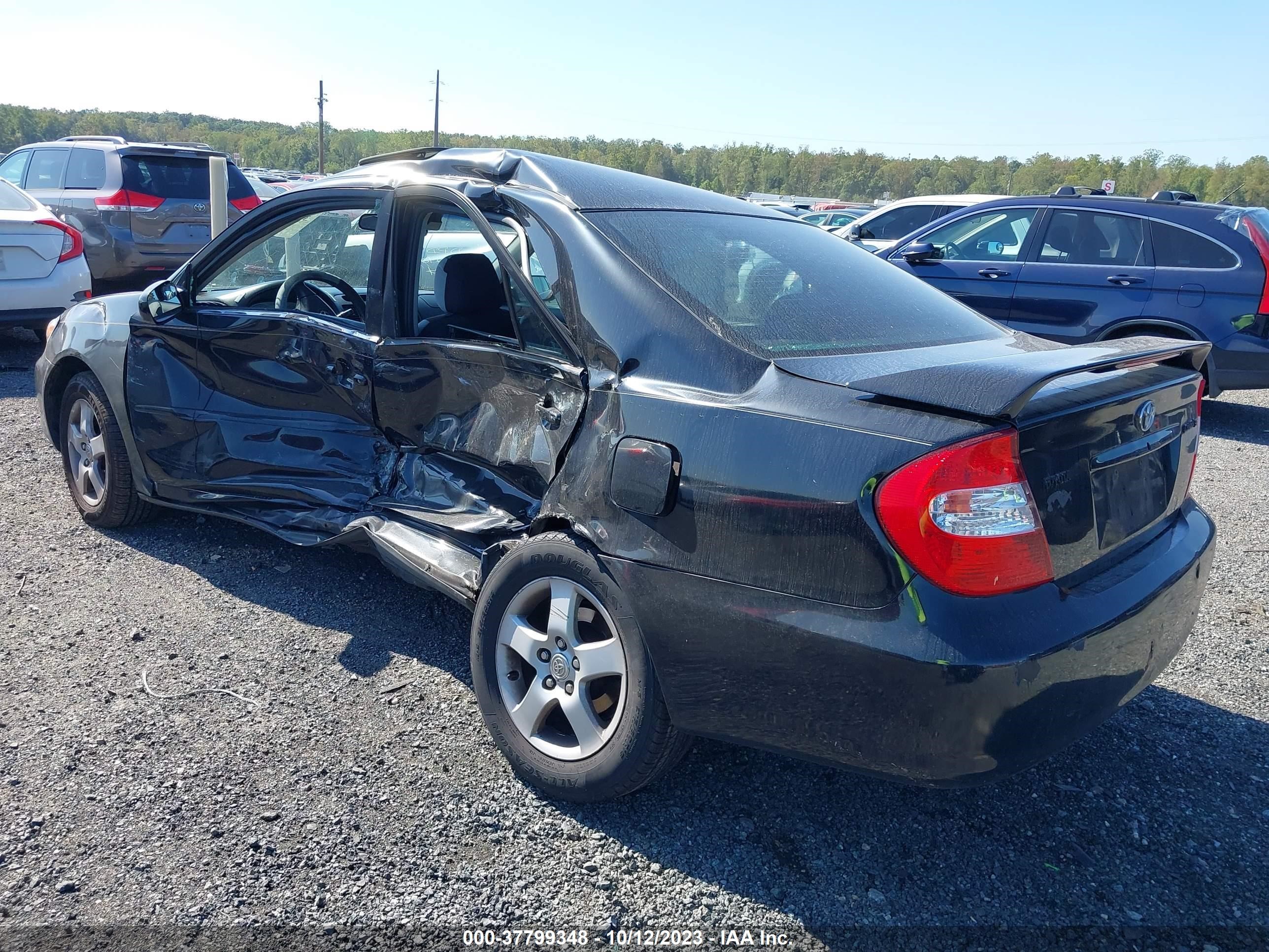 Photo 2 VIN: 4T1BE32K14U378168 - TOYOTA CAMRY 