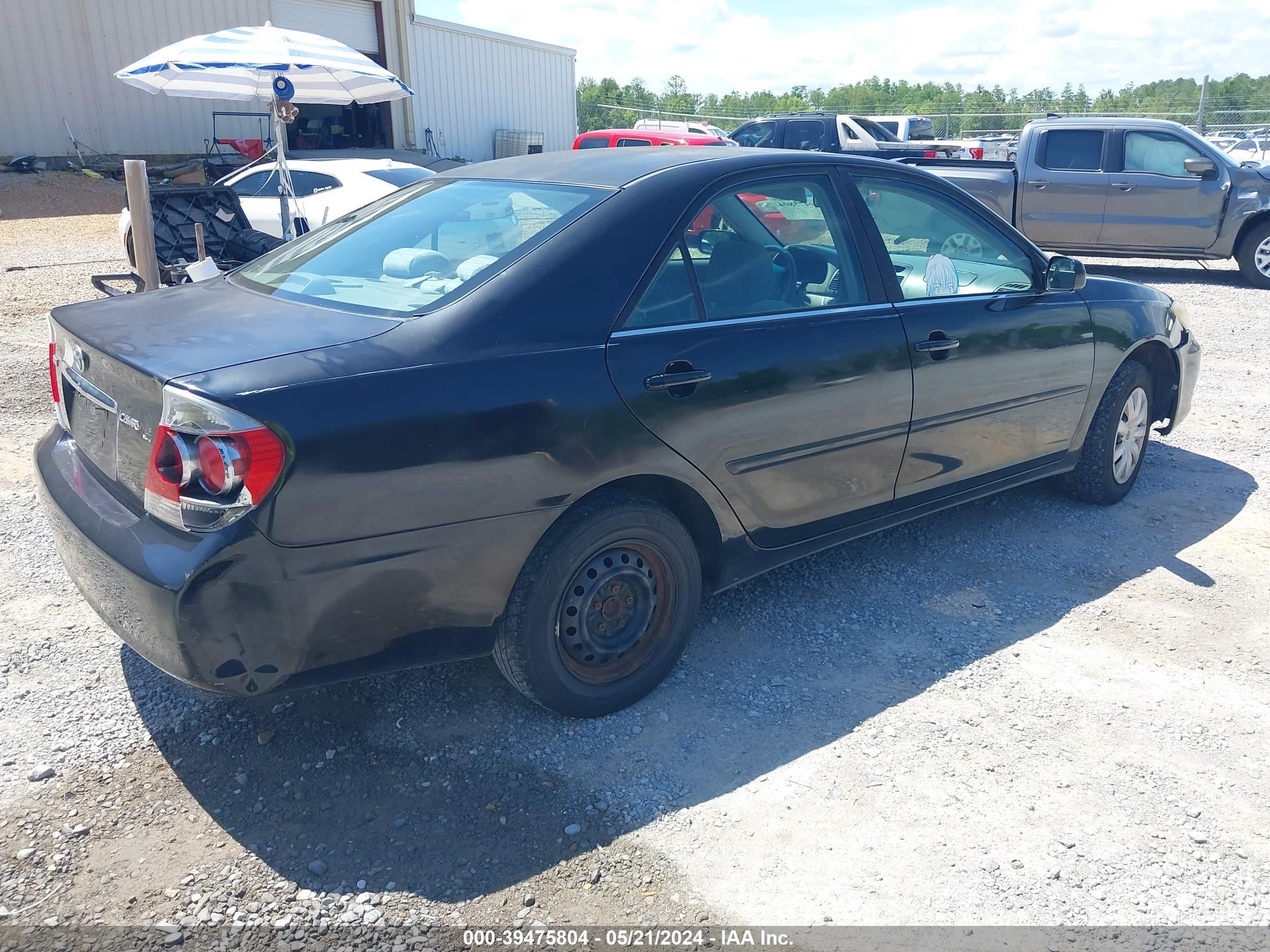 Photo 3 VIN: 4T1BE32K15U032526 - TOYOTA CAMRY 