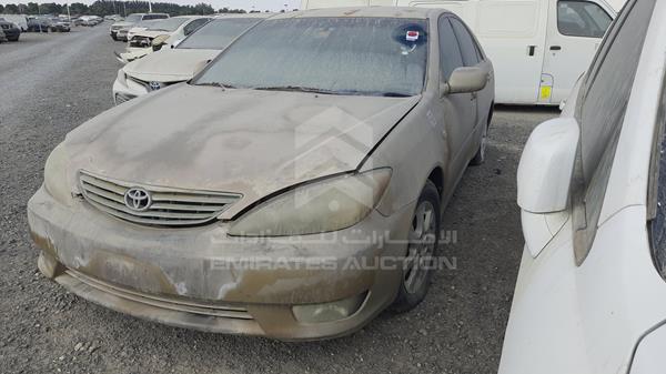 Photo 3 VIN: 4T1BE32K15U052601 - TOYOTA CAMRY 