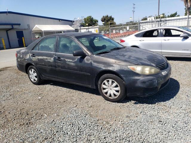 Photo 3 VIN: 4T1BE32K15U398261 - TOYOTA CAMRY LE 