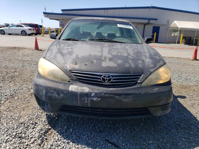 Photo 4 VIN: 4T1BE32K15U398261 - TOYOTA CAMRY LE 