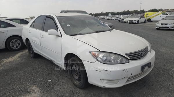 Photo 8 VIN: 4T1BE32K15U413969 - TOYOTA CAMRY 