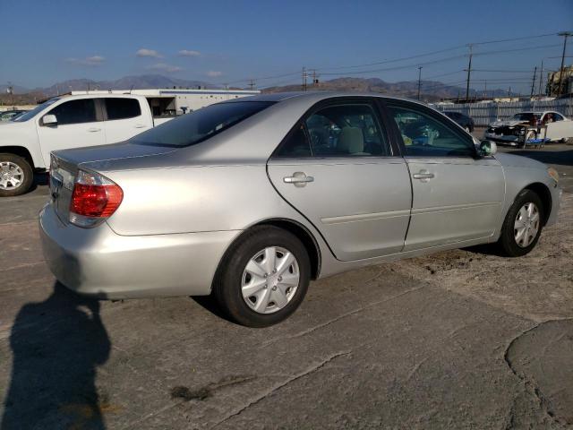 Photo 2 VIN: 4T1BE32K15U513229 - TOYOTA CAMRY 