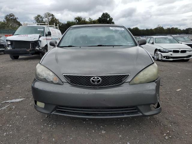 Photo 4 VIN: 4T1BE32K15U528331 - TOYOTA CAMRY 