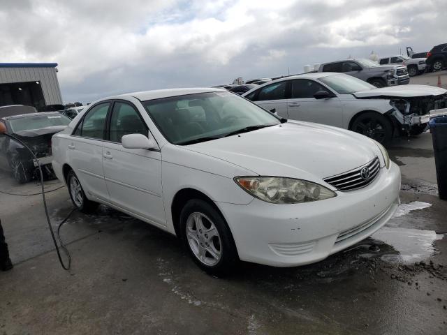 Photo 3 VIN: 4T1BE32K15U541077 - TOYOTA CAMRY LE 