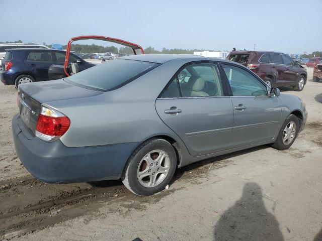 Photo 2 VIN: 4T1BE32K15U555271 - TOYOTA CAMRY 