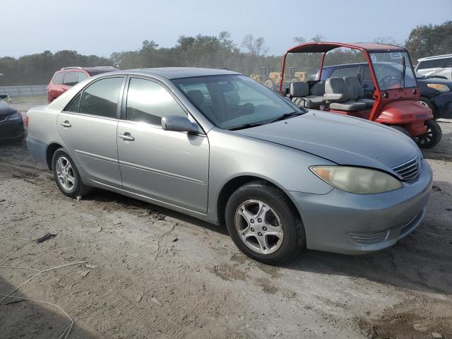 Photo 3 VIN: 4T1BE32K15U555271 - TOYOTA CAMRY 