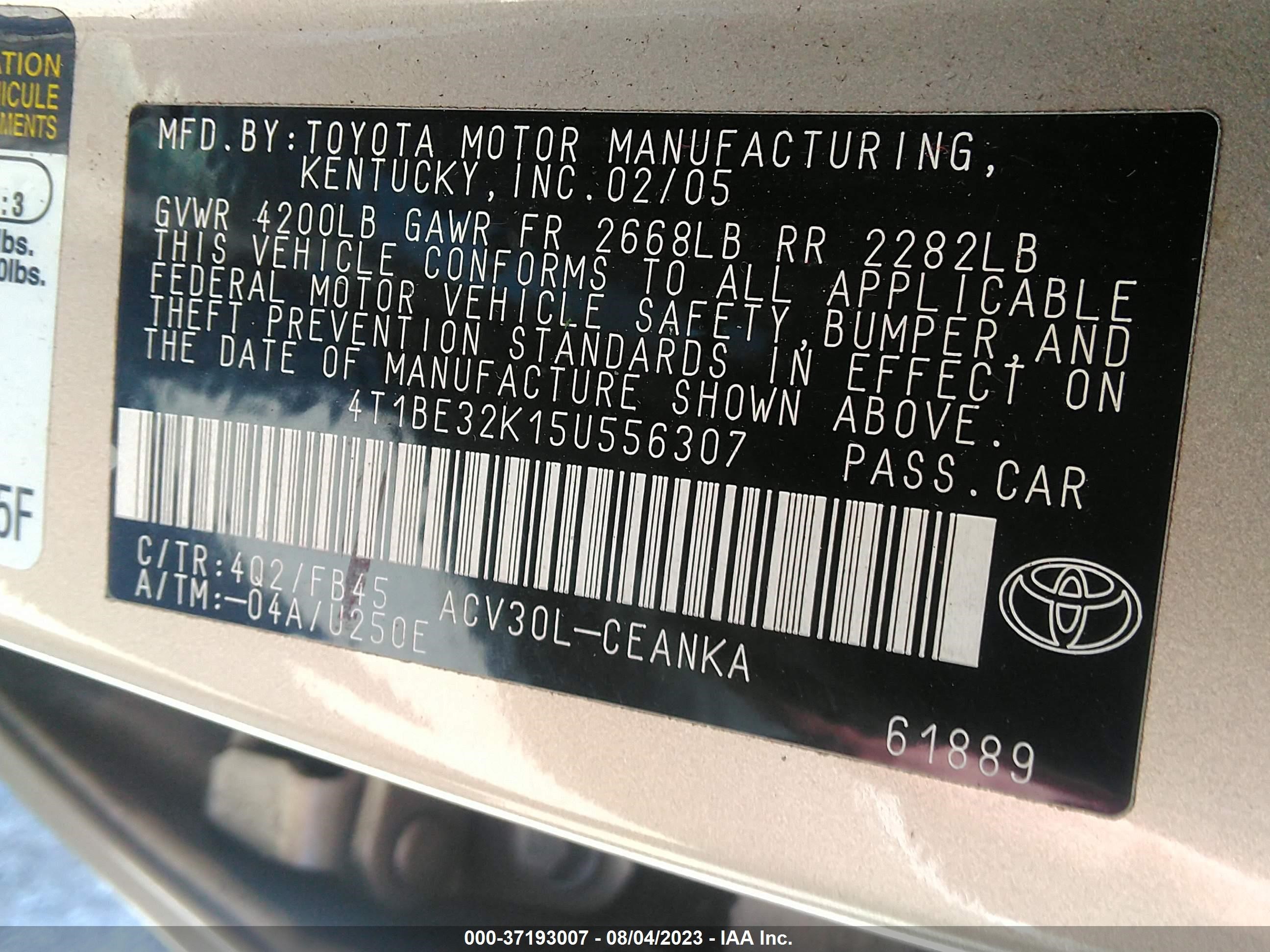 Photo 8 VIN: 4T1BE32K15U556307 - TOYOTA CAMRY 