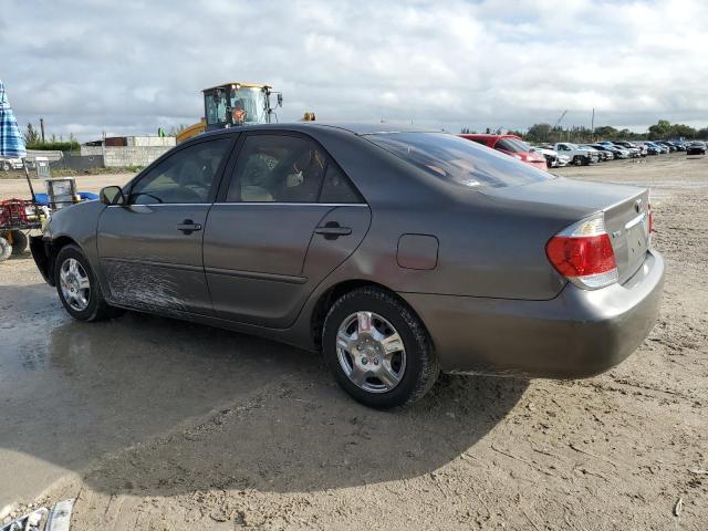 Photo 1 VIN: 4T1BE32K15U582146 - TOYOTA CAMRY 