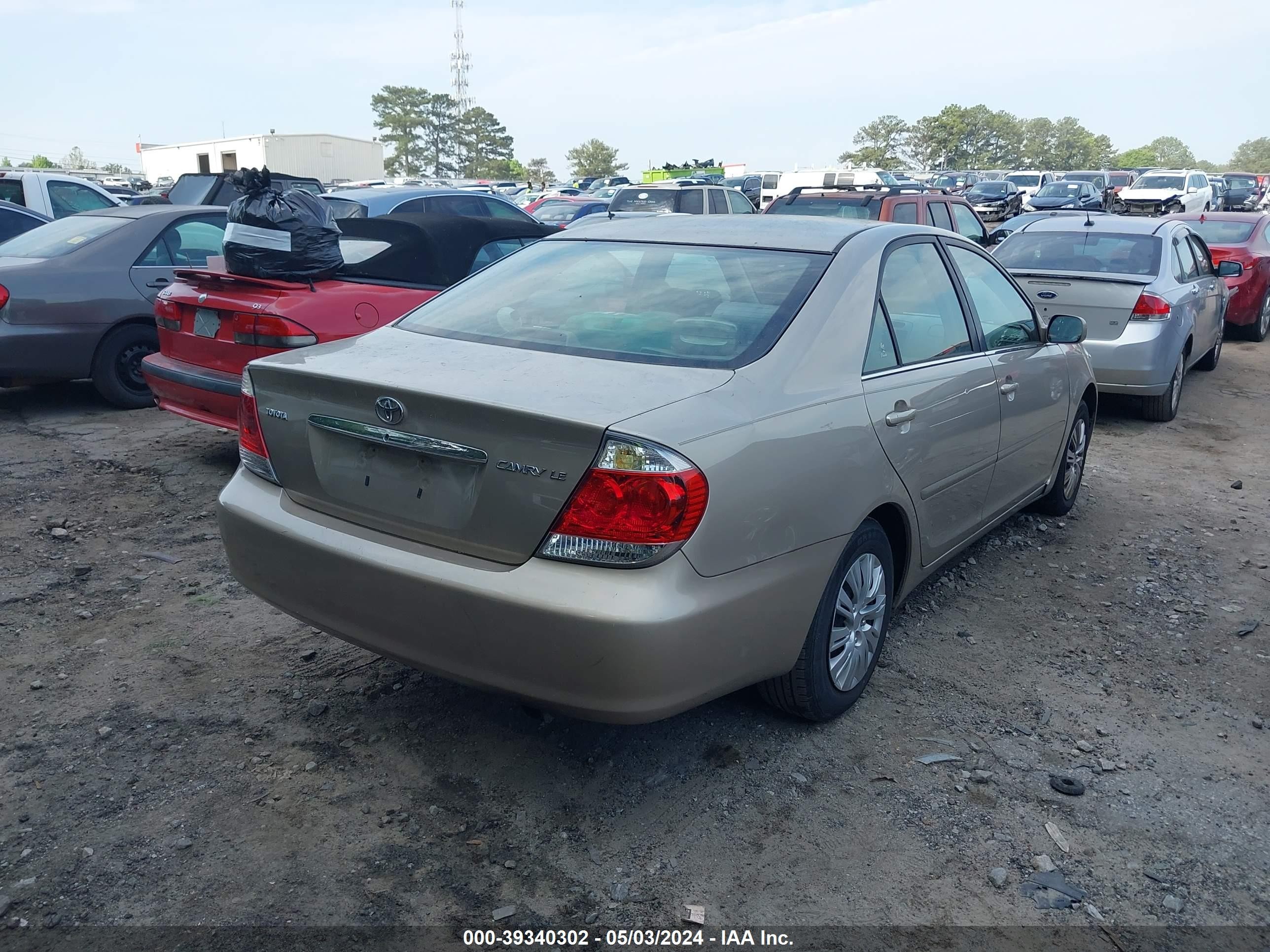 Photo 3 VIN: 4T1BE32K15U626985 - TOYOTA CAMRY 