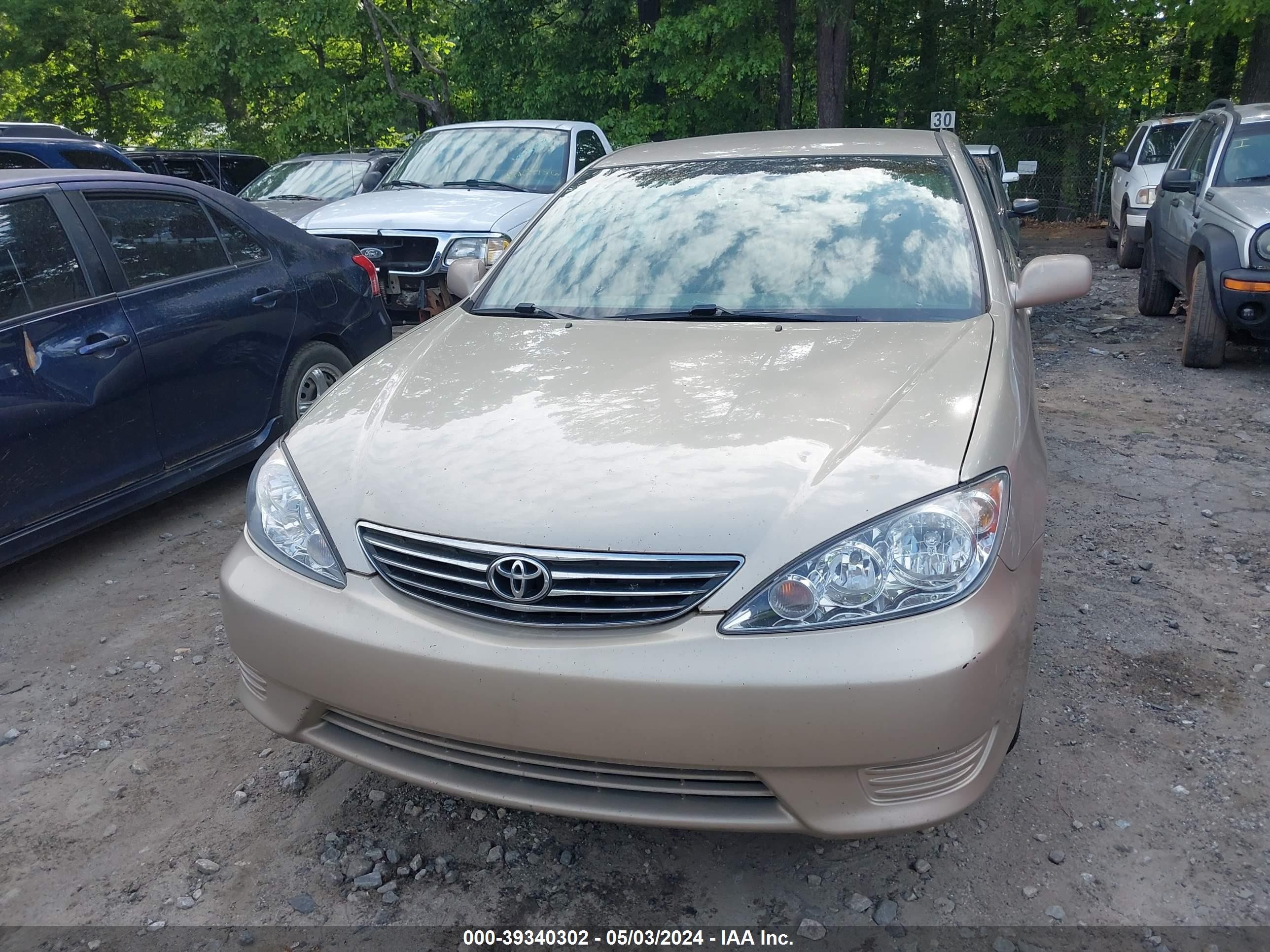 Photo 5 VIN: 4T1BE32K15U626985 - TOYOTA CAMRY 