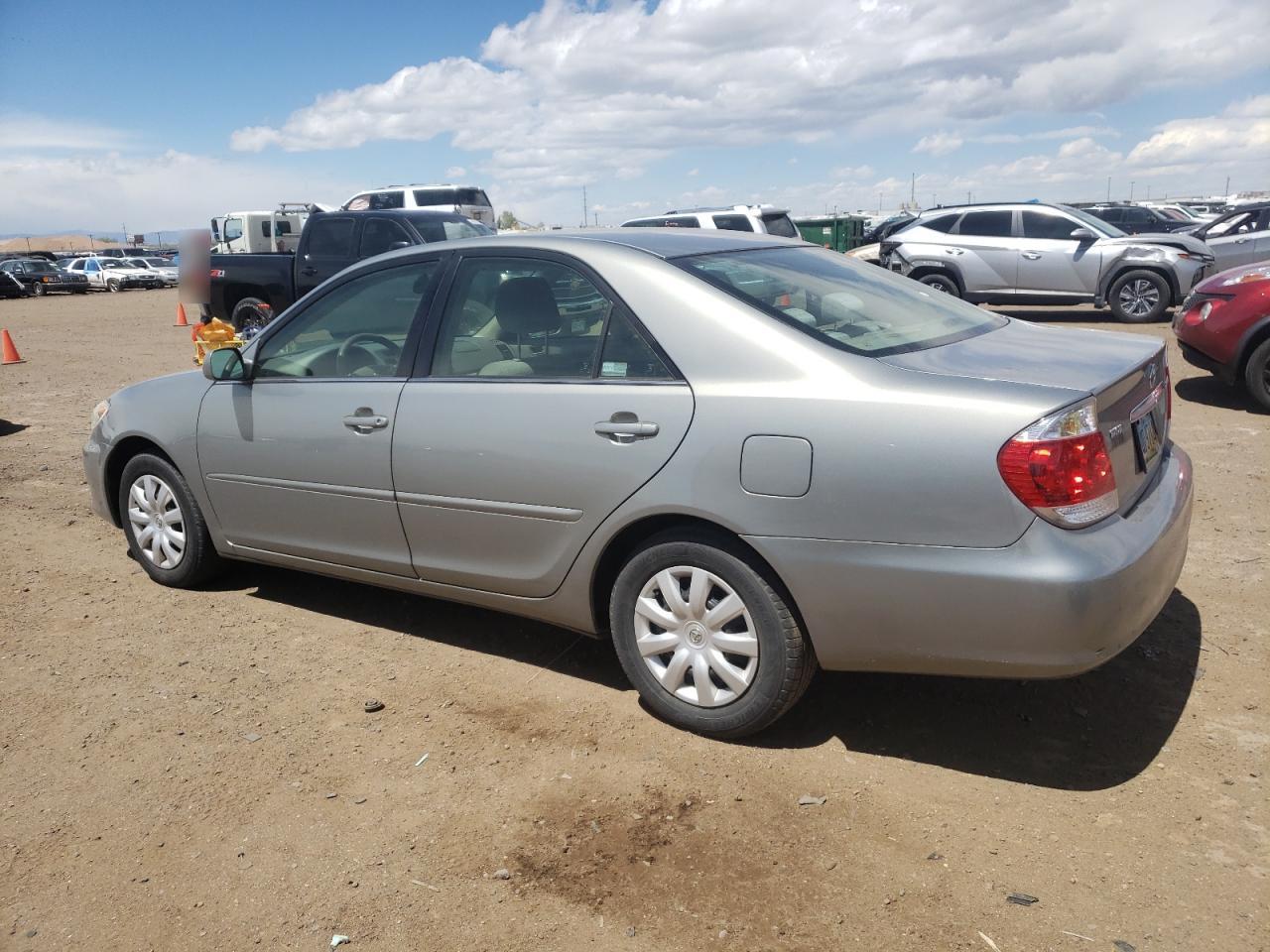 Photo 1 VIN: 4T1BE32K15U635881 - TOYOTA CAMRY 