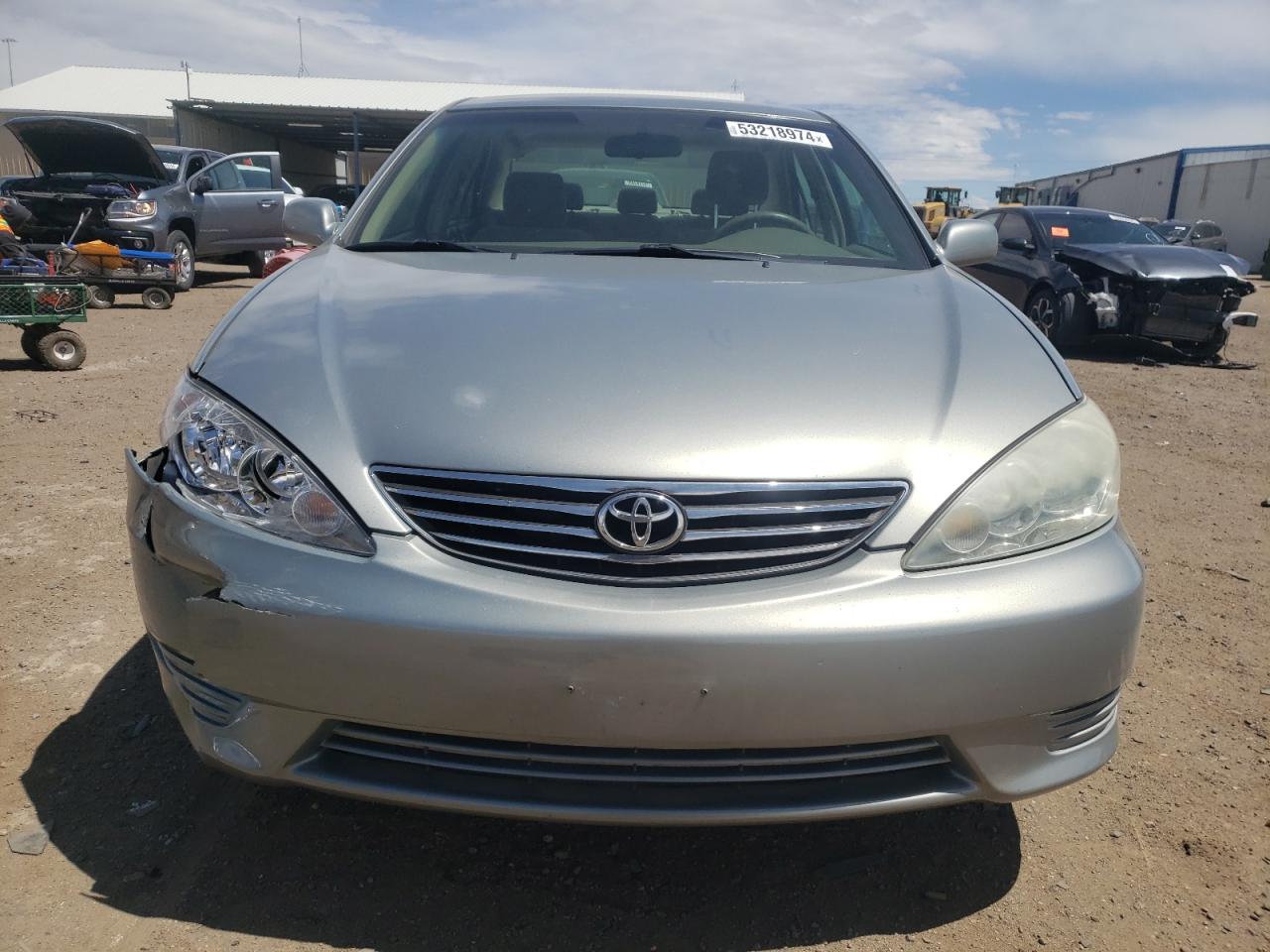 Photo 4 VIN: 4T1BE32K15U635881 - TOYOTA CAMRY 