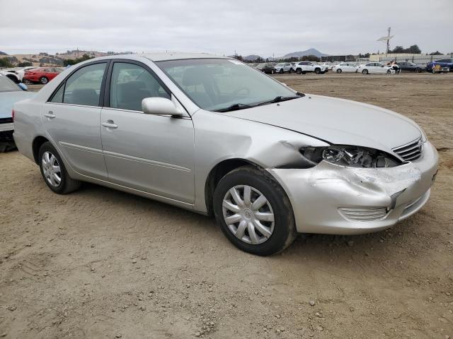 Photo 3 VIN: 4T1BE32K16U118999 - TOYOTA CAMRY LE 