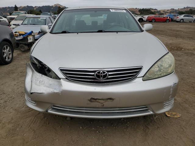 Photo 4 VIN: 4T1BE32K16U118999 - TOYOTA CAMRY LE 