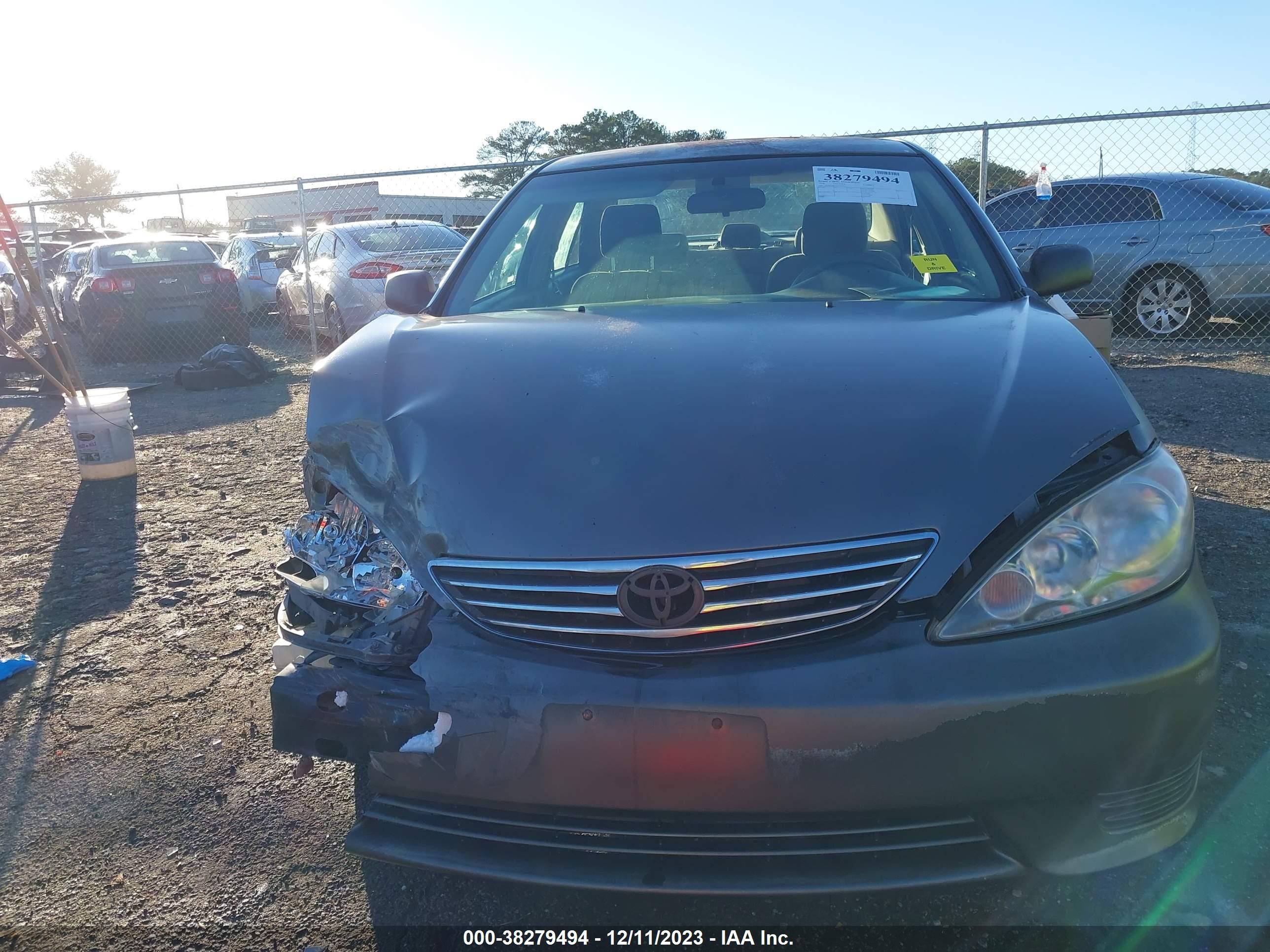 Photo 11 VIN: 4T1BE32K16U710029 - TOYOTA CAMRY 