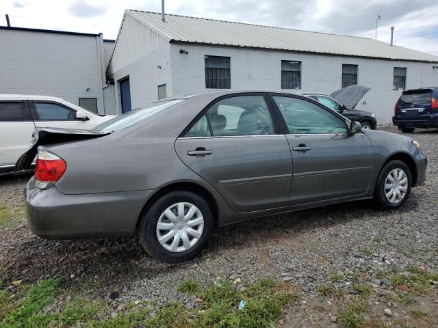 Photo 2 VIN: 4T1BE32K16U715053 - TOYOTA CAMRY 