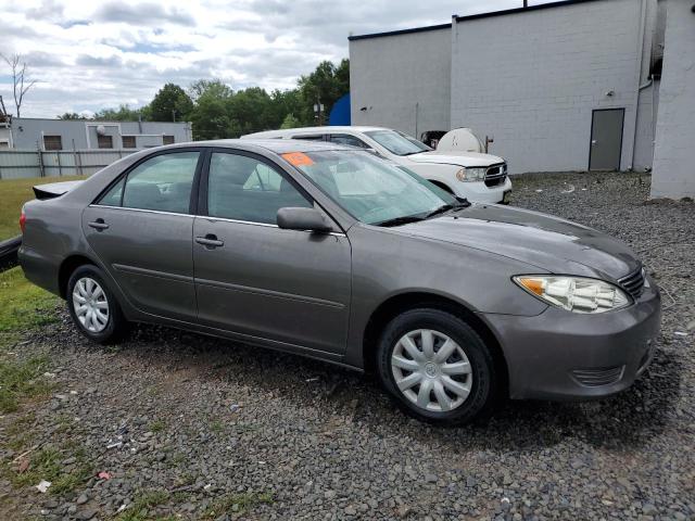 Photo 3 VIN: 4T1BE32K16U715053 - TOYOTA CAMRY 