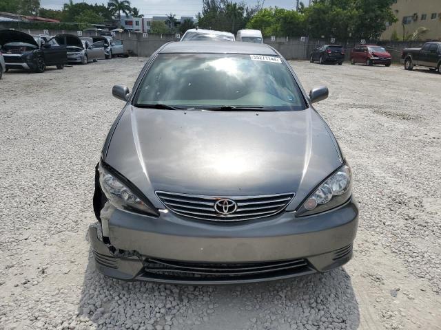 Photo 4 VIN: 4T1BE32K16U717045 - TOYOTA CAMRY 