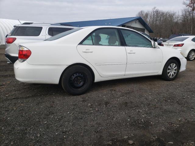 Photo 2 VIN: 4T1BE32K16U742589 - TOYOTA CAMRY 