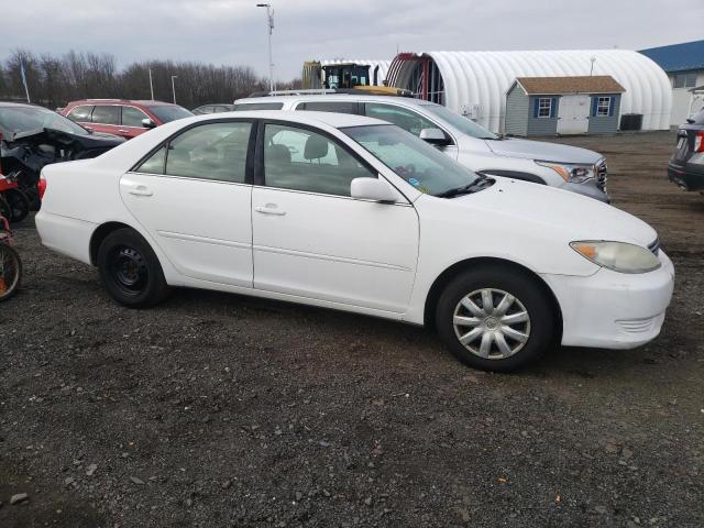 Photo 3 VIN: 4T1BE32K16U742589 - TOYOTA CAMRY 