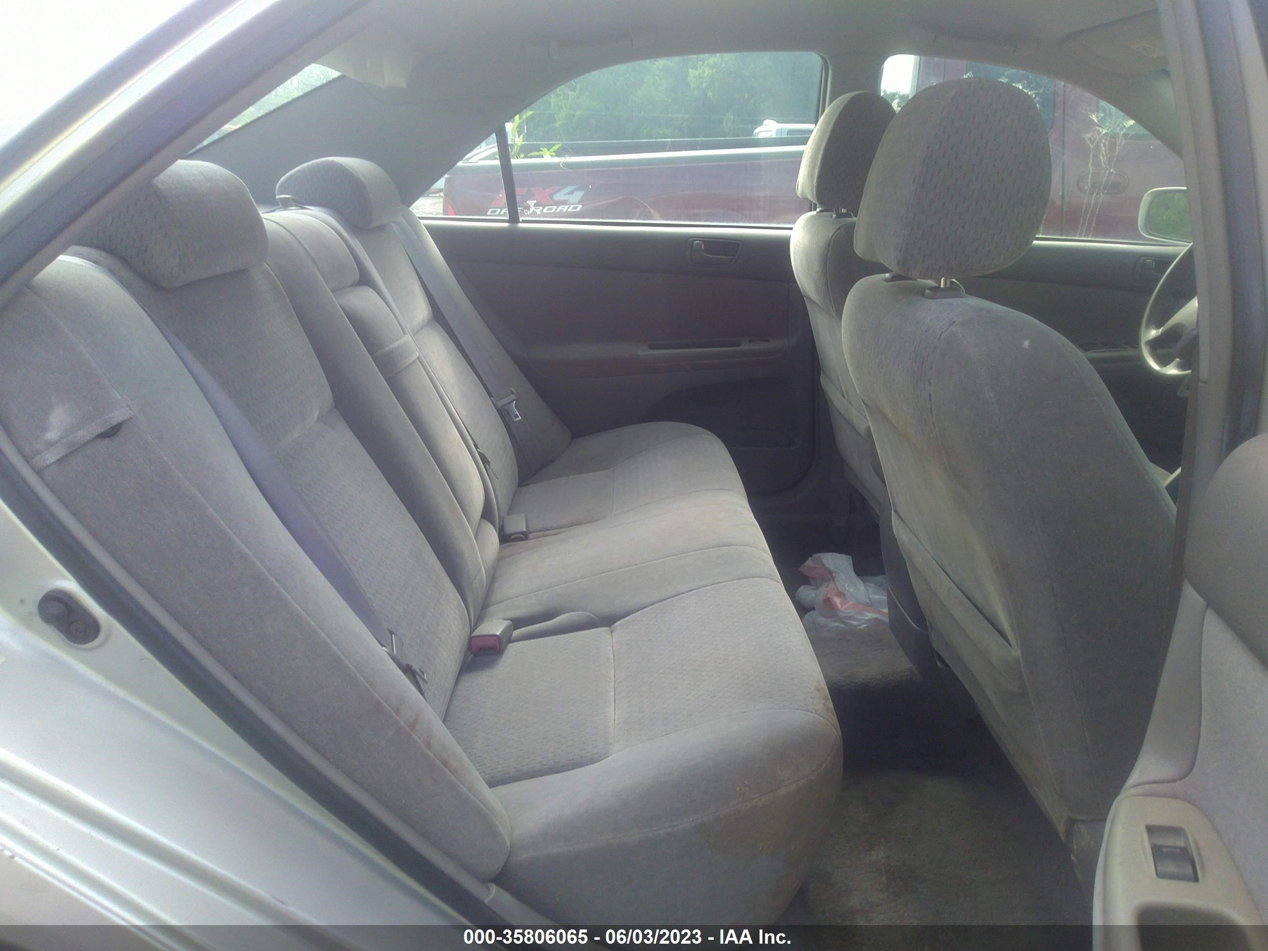 Photo 7 VIN: 4T1BE32K22U032417 - TOYOTA CAMRY 