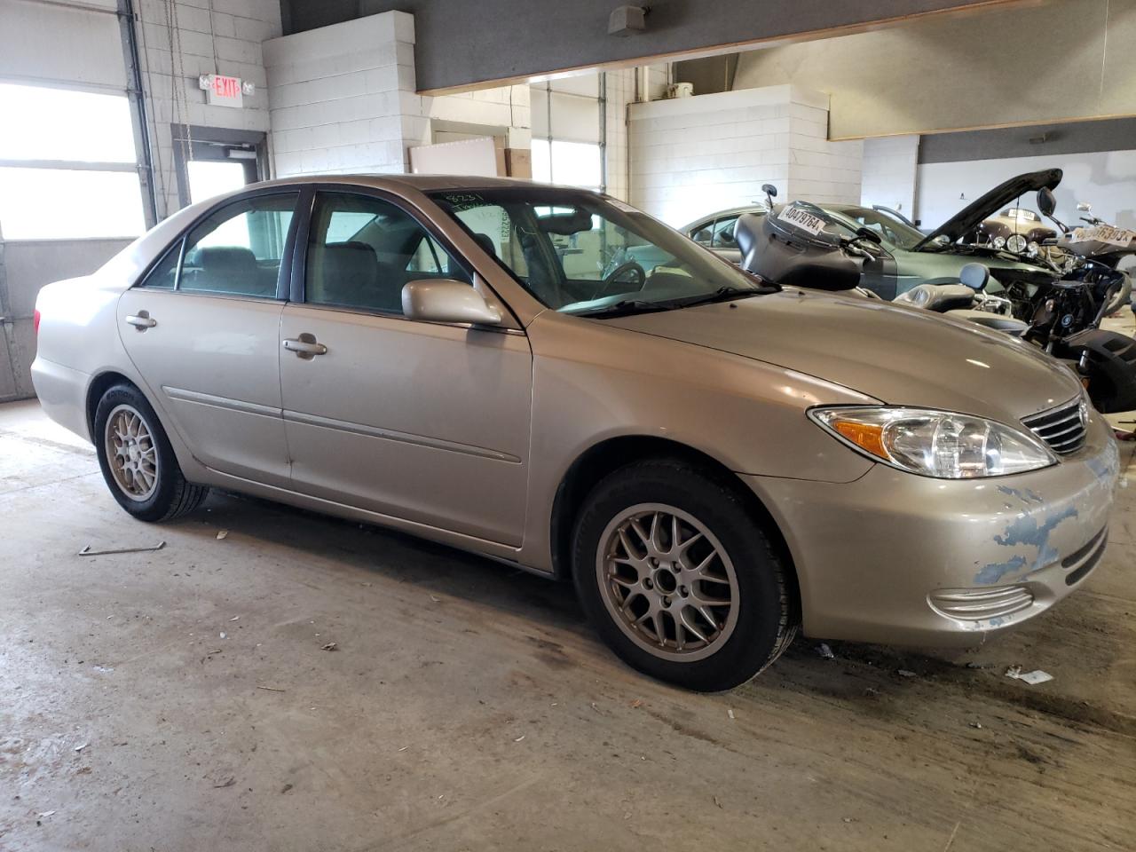 Photo 3 VIN: 4T1BE32K22U032496 - TOYOTA CAMRY 