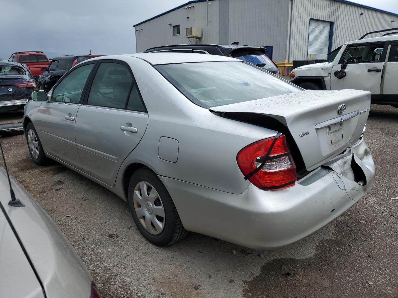 Photo 1 VIN: 4T1BE32K22U618227 - TOYOTA CAMRY 