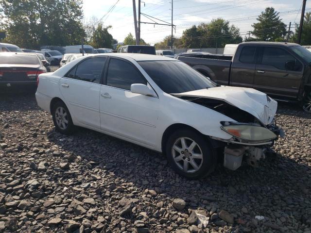 Photo 3 VIN: 4T1BE32K23U121390 - TOYOTA CAMRY LE 