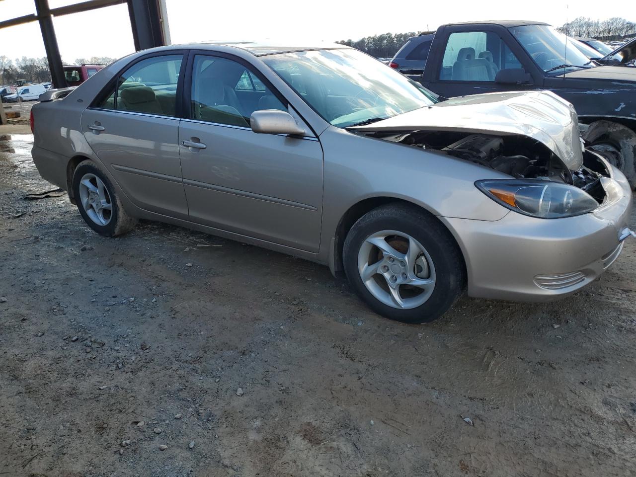 Photo 3 VIN: 4T1BE32K23U153840 - TOYOTA CAMRY 