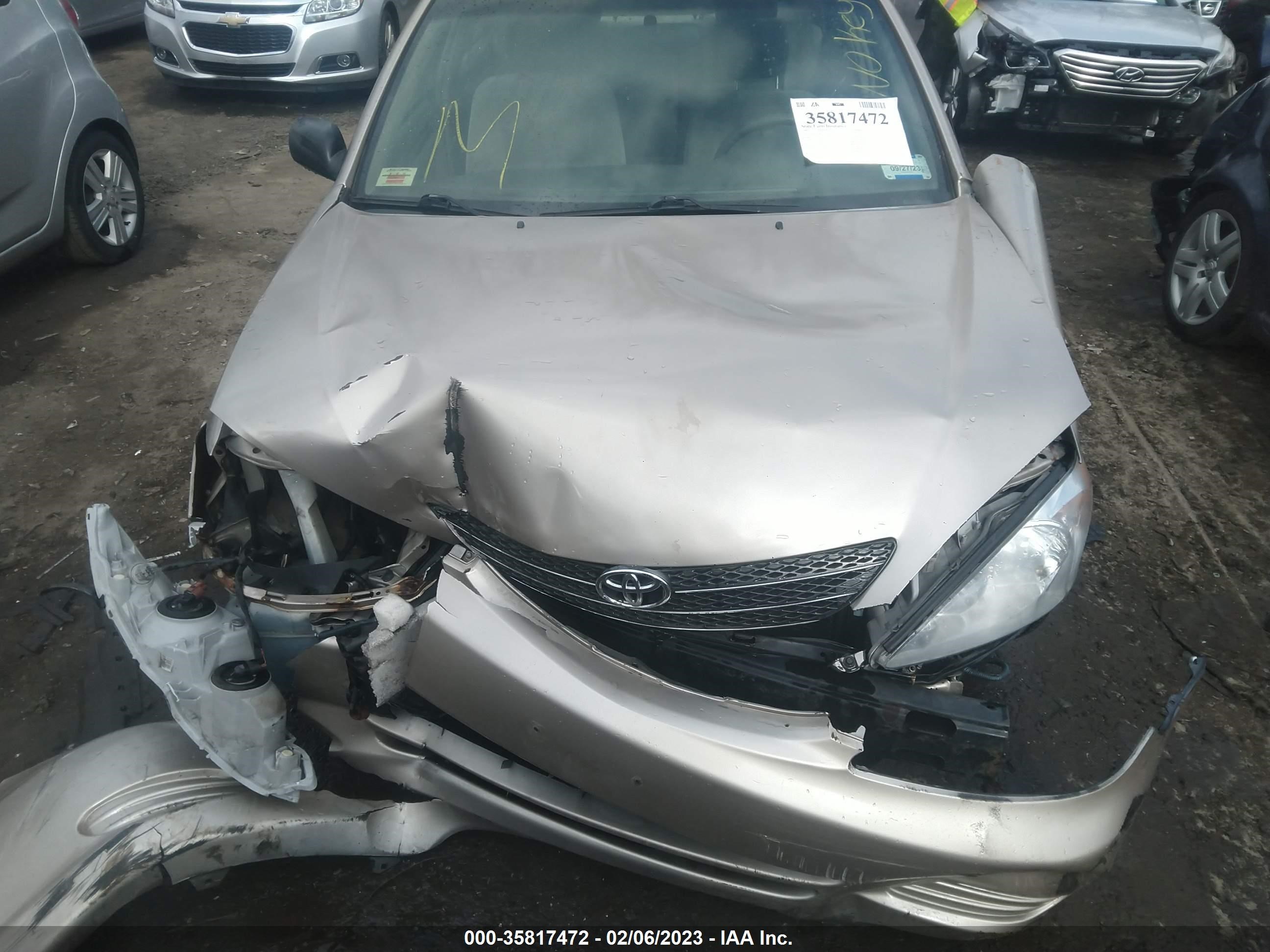 Photo 9 VIN: 4T1BE32K23U214281 - TOYOTA CAMRY 