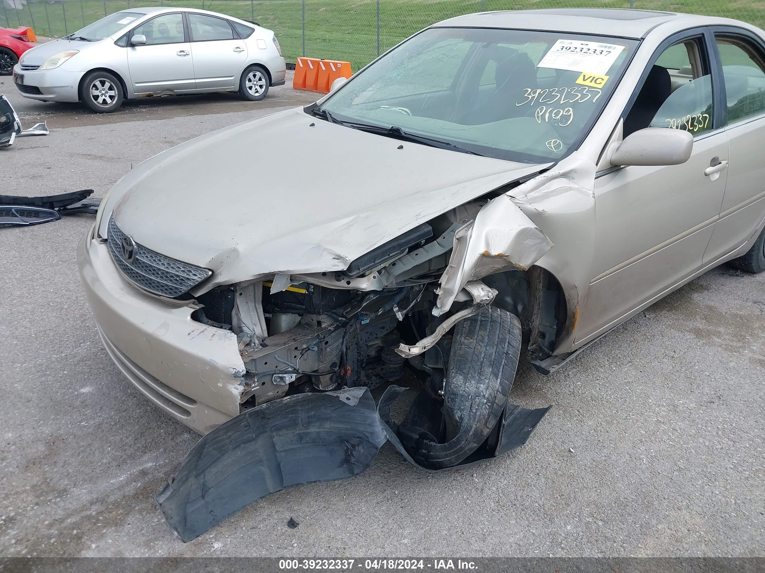 Photo 5 VIN: 4T1BE32K23U687579 - TOYOTA CAMRY 