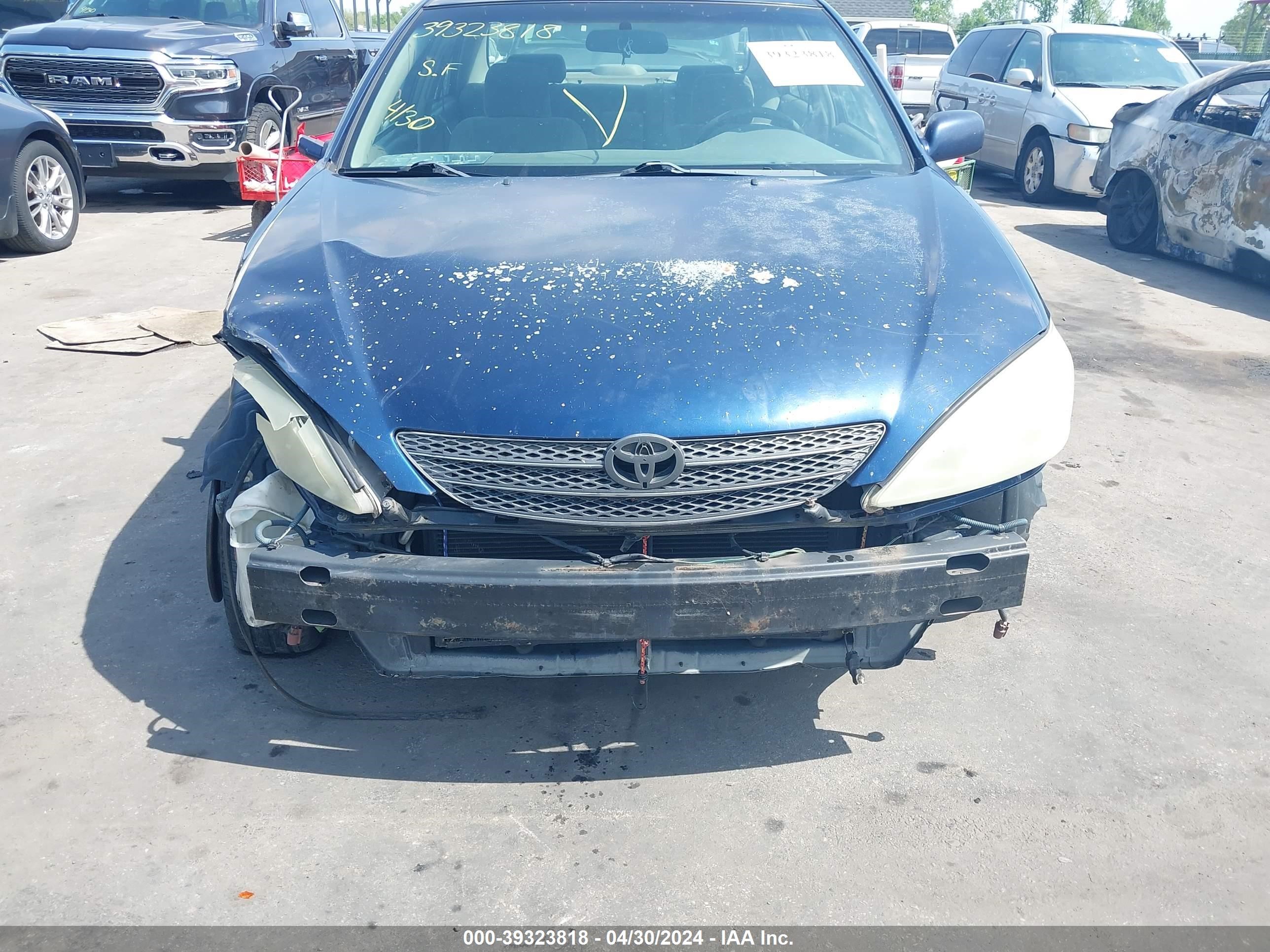 Photo 5 VIN: 4T1BE32K24U370287 - TOYOTA CAMRY 