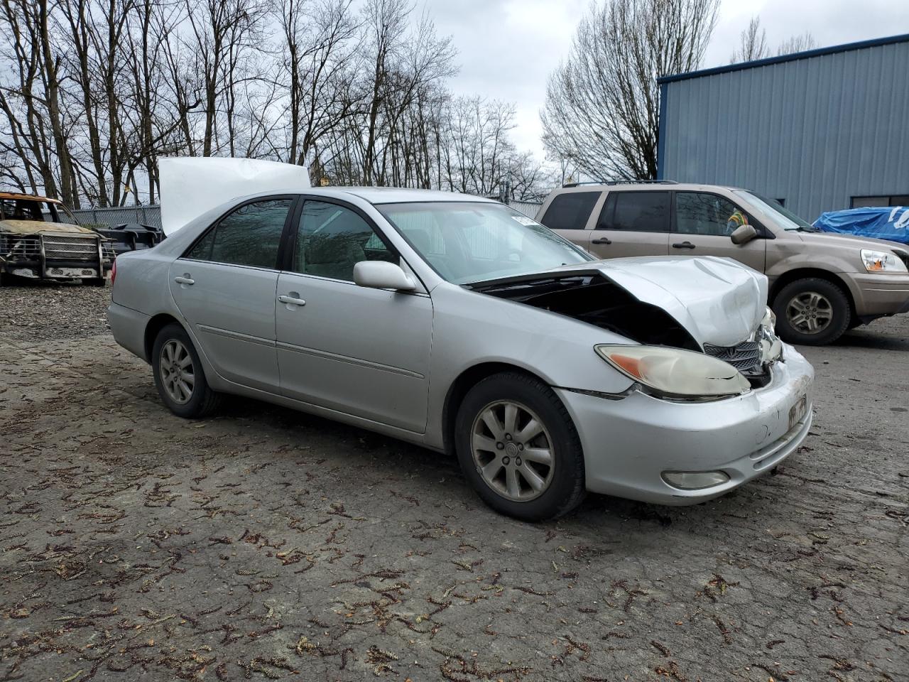 Photo 3 VIN: 4T1BE32K24U373979 - TOYOTA CAMRY 