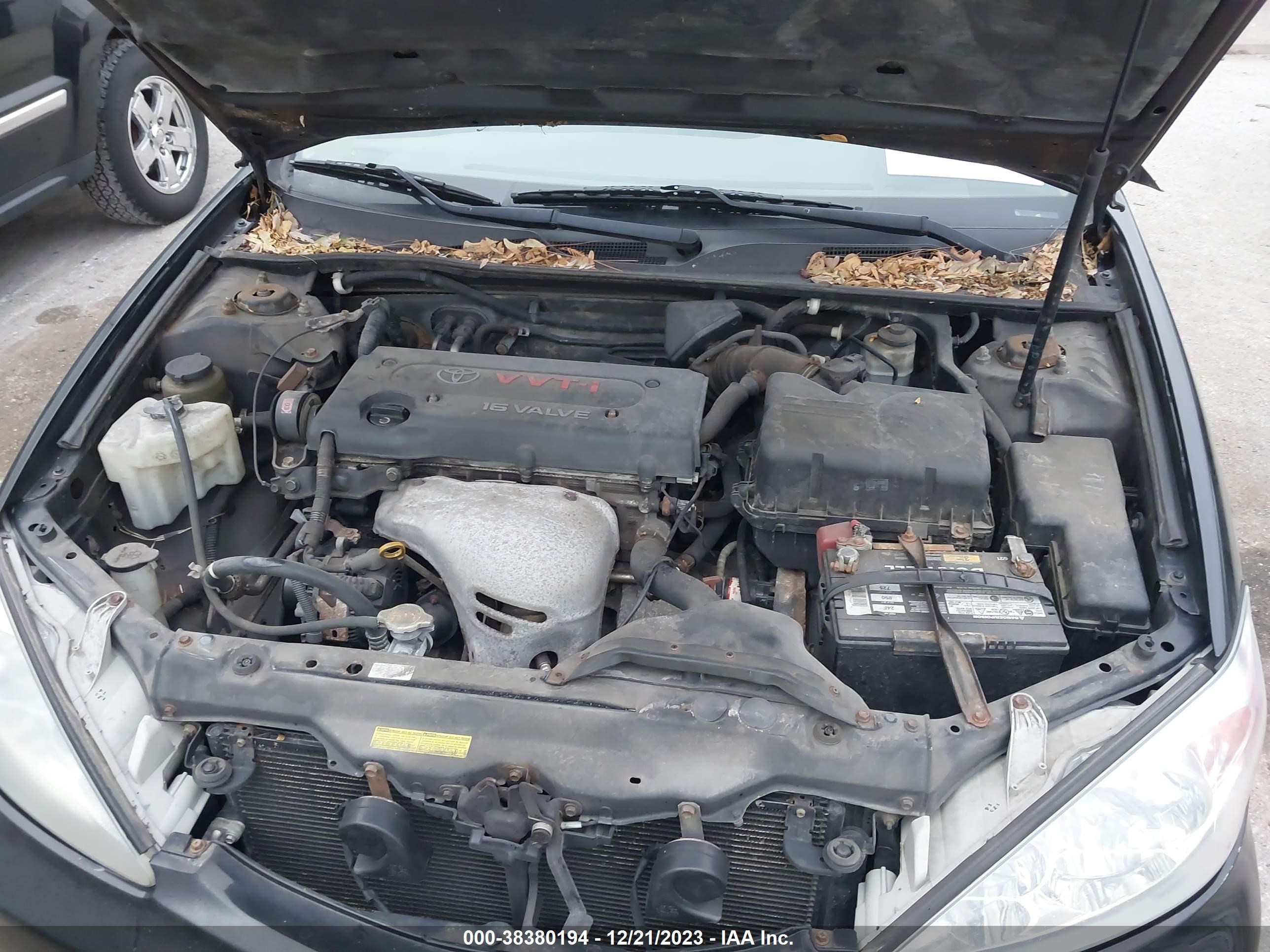 Photo 9 VIN: 4T1BE32K24U380219 - TOYOTA CAMRY 